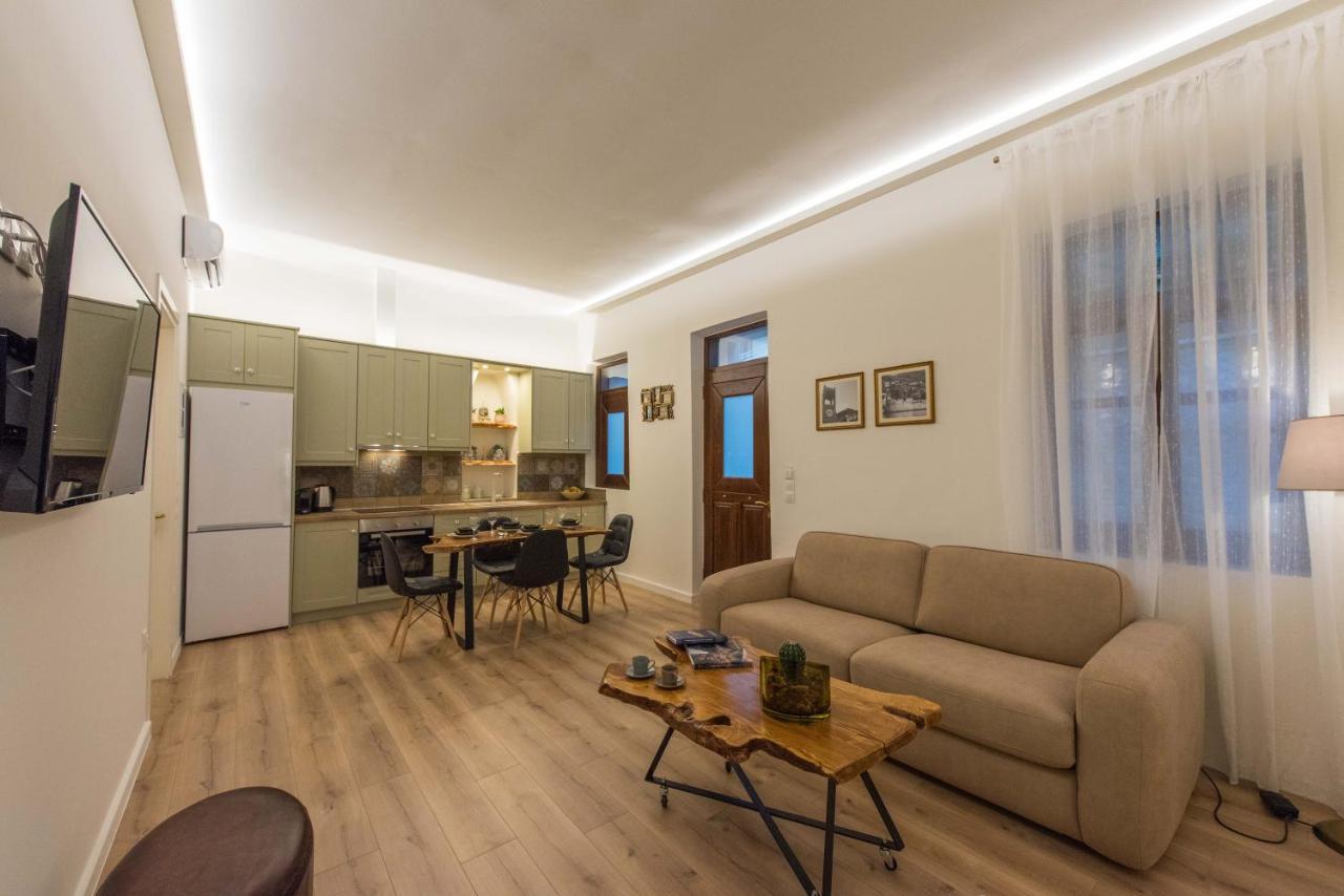 1571_ Suites A2 Nafpaktos Exterior photo