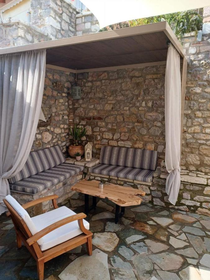 1571_ Suites A2 Nafpaktos Exterior photo